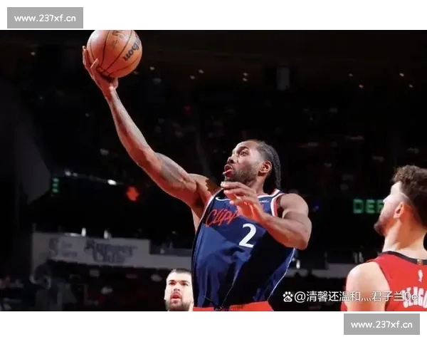 足球比赛中替补出场策略对球队战绩与比赛节奏的综合影响分析 足球比赛中替补出场策略对球队战绩与比赛节奏的综合影响分析